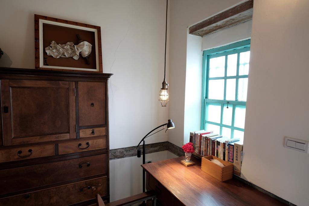 香蕉與黑膠 Yellow And Black Guest House Mei-nung Exterior foto